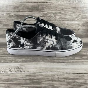 Nike SB Mens LR Premium Braata Black White Gray Low Lace Up 458696-010 Size 10.5